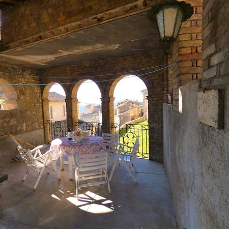 Апартаменти Scappo In Umbria, La Loggia Амелія Екстер'єр фото